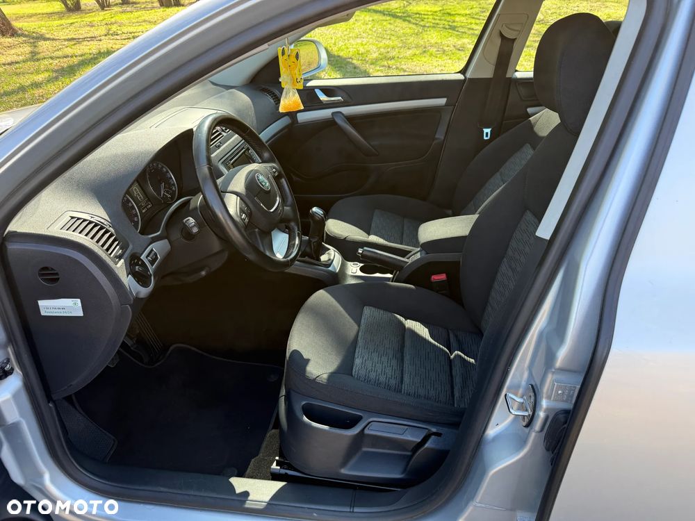 Skoda Octavia 1.6 TDI DPF 4x4 Ambition - 11