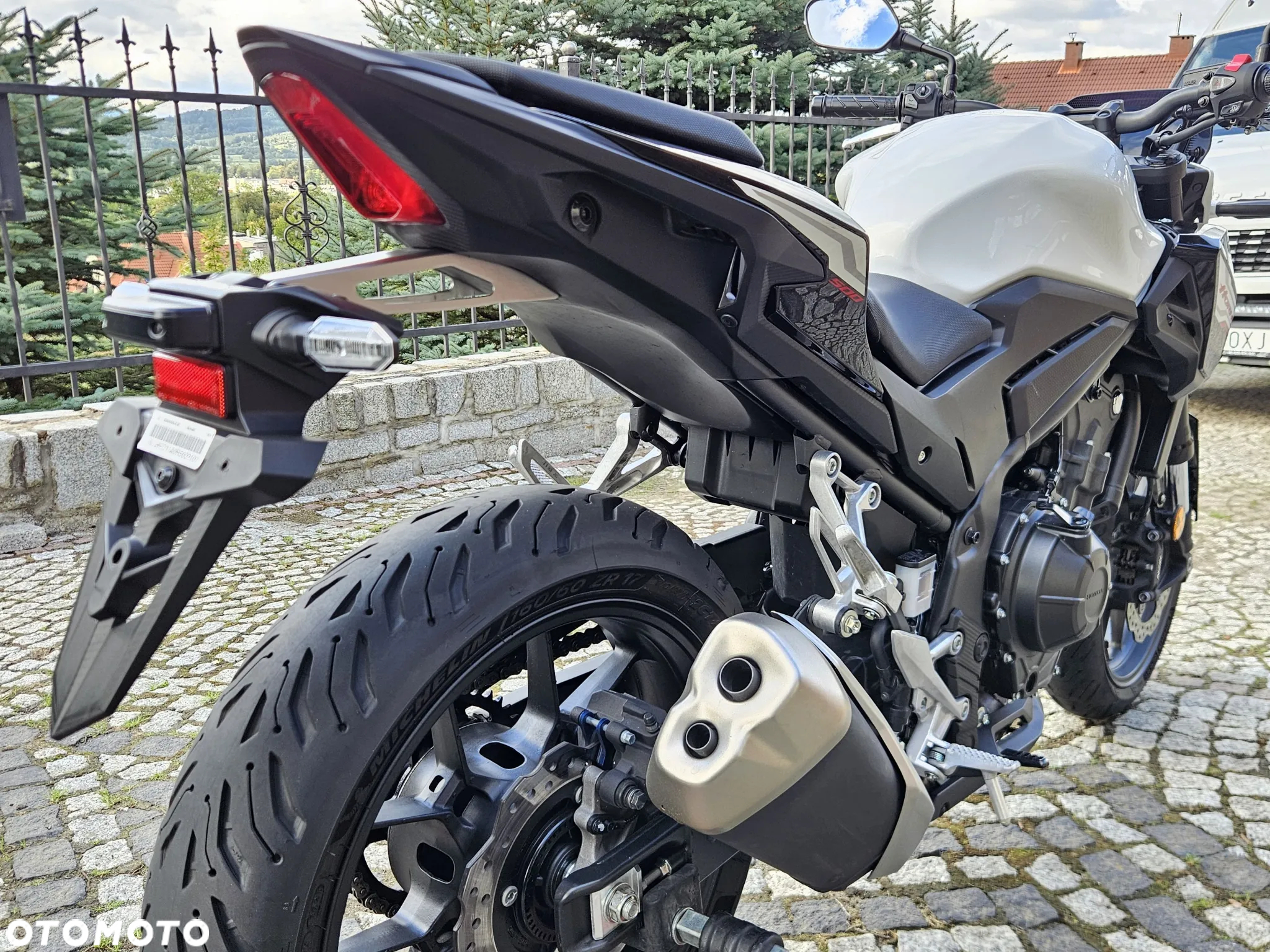 Honda CB - 32