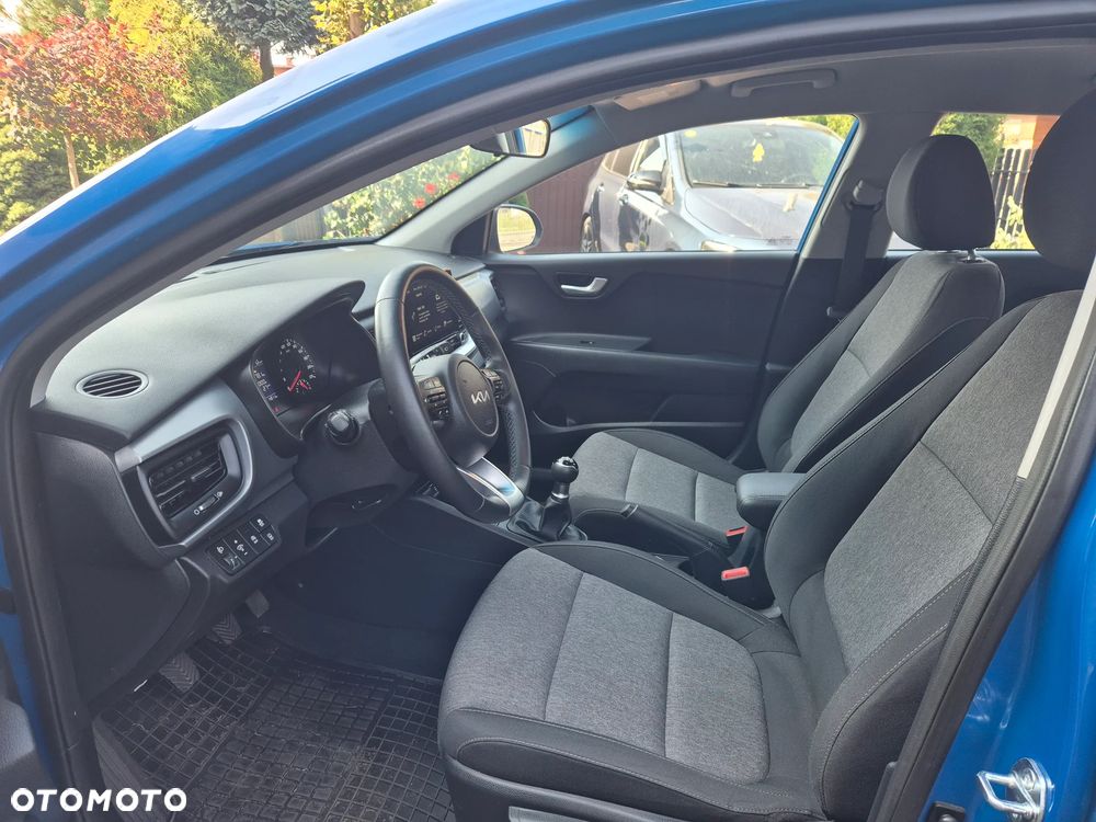 Kia Stonic 1.2 L Business Line - 26