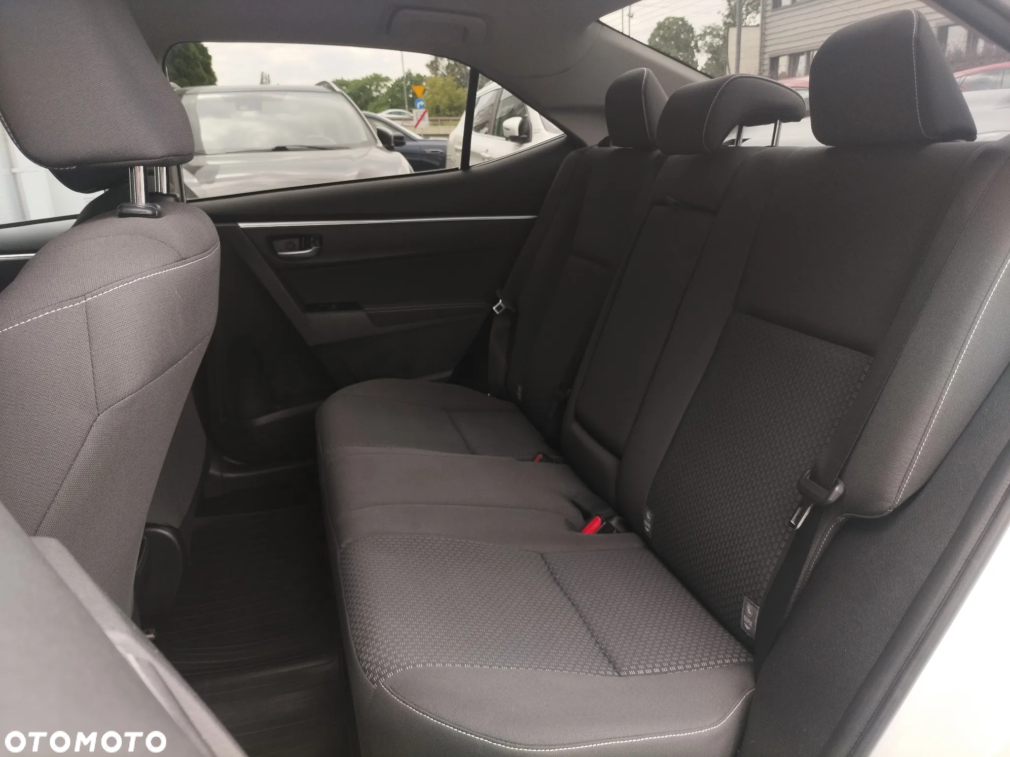 Toyota Corolla 1.6 Comfort MS - 16