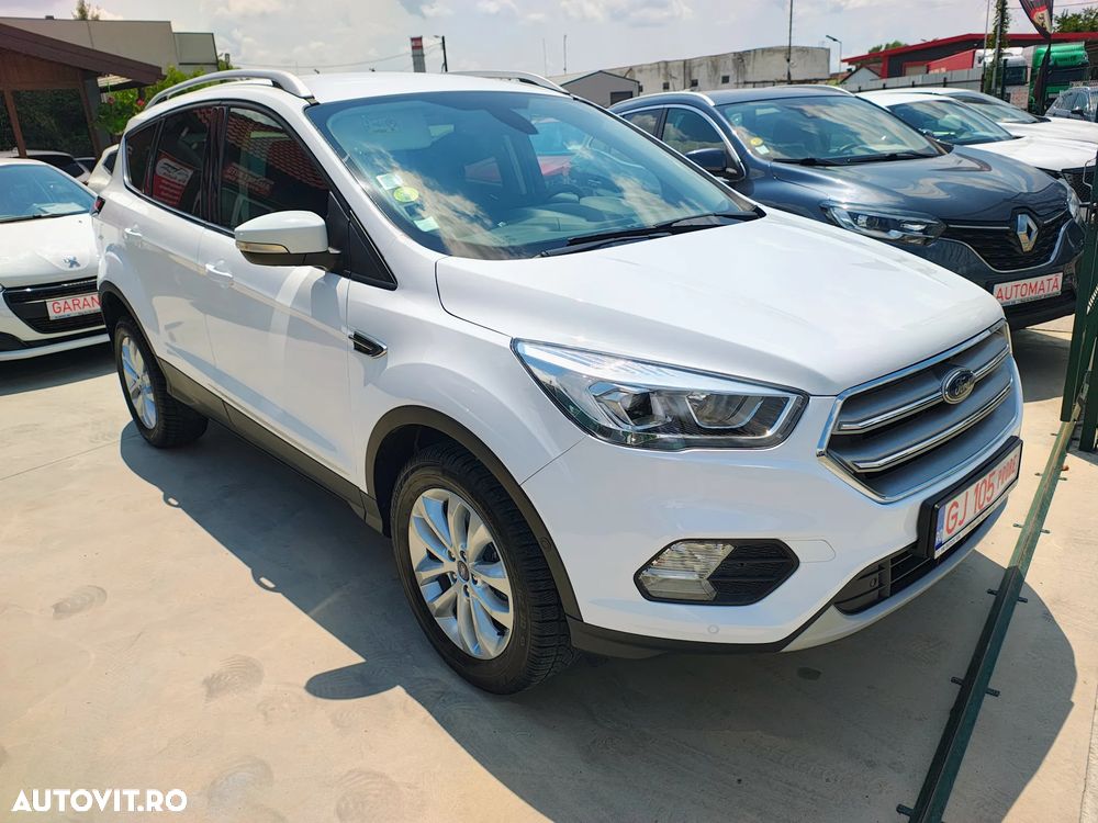 Ford Kuga 1.5 TDCi 2x4 Titanium - 18