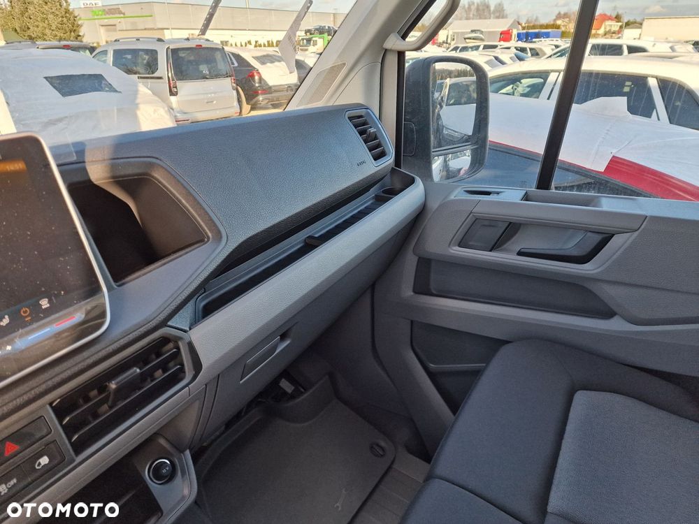 Volkswagen Crafter 35 Furgon 2.0 TDI - 12