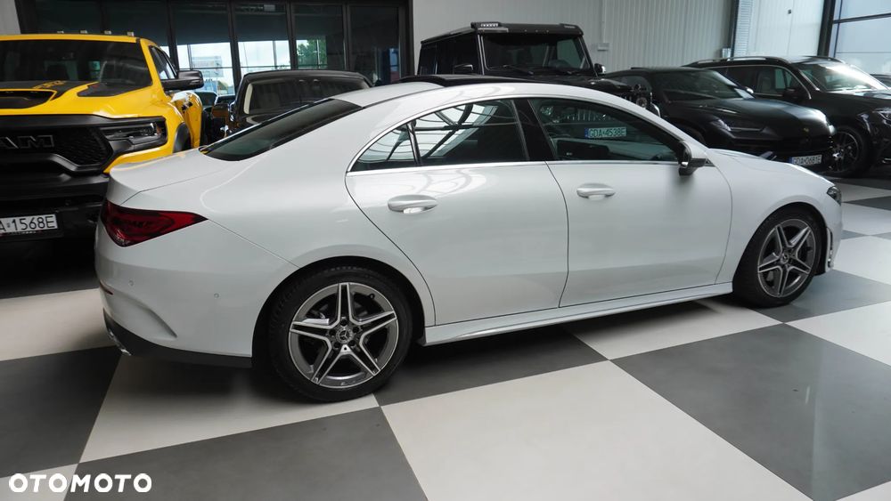Mercedes-Benz CLA 200 AMG Line 7G-DCT - 3