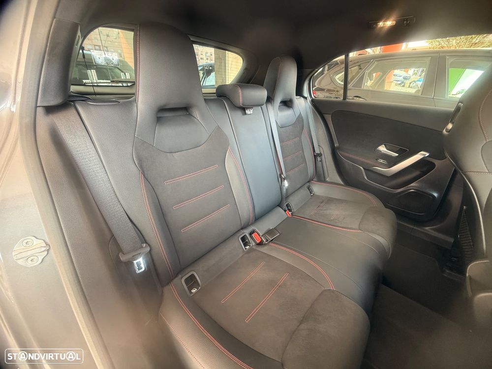 Mercedes-Benz A 250 e AMG Line - 43