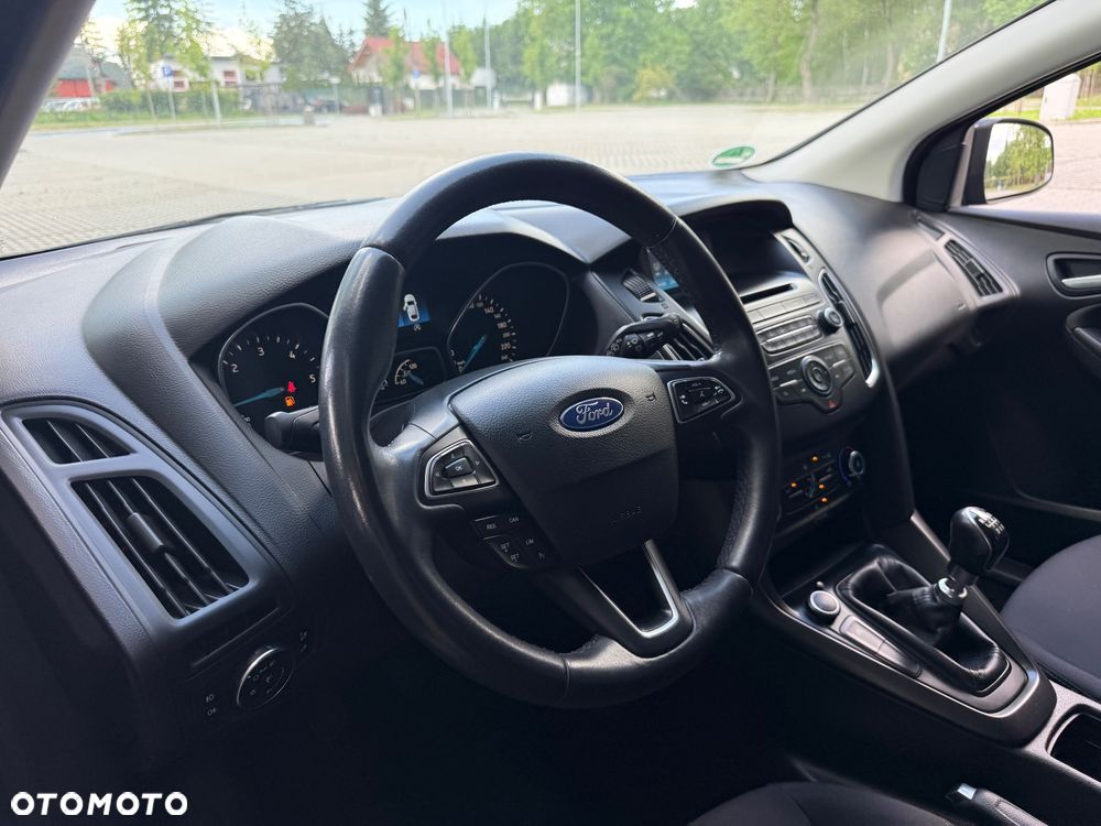 Ford Focus 1.5 EcoBlue Start-Stopp-System COOL&CONNECT - 11