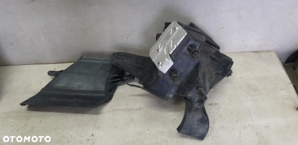 AUDI A4 B8 OBUDOWA FILTRA POWIETRZA PRZEPŁYWOMIERZ 2.0TDI 08-11r - 4