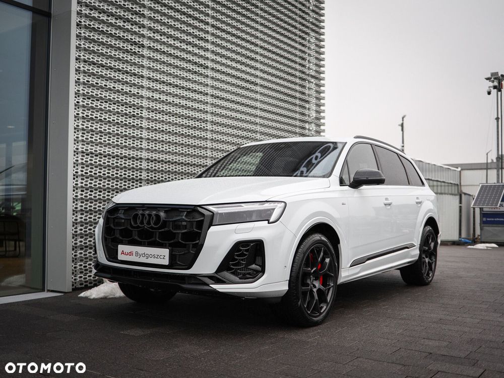 Audi Q7 - 1
