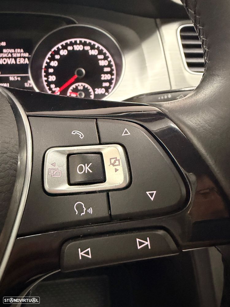 VW Golf 1.6 TDi BlueMotion Confortline - 27