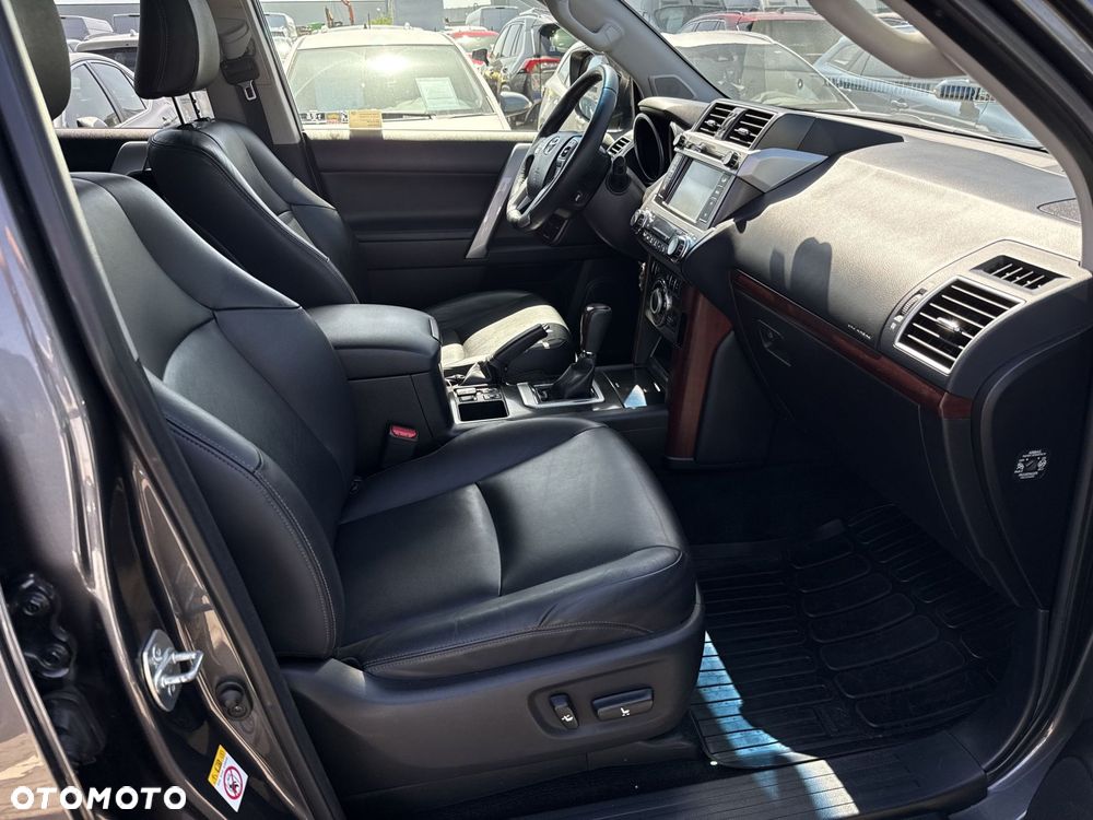 Toyota Land Cruiser LC 2.8 D-4D Invincible - 7