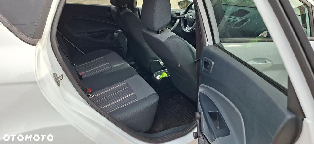 Ford Fiesta 1.6 TDCI Connection - 9