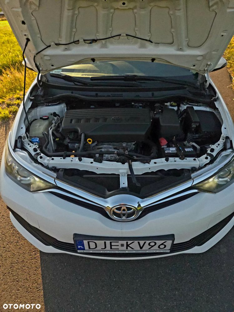 Toyota Auris 1.33 VVT-i Premium - 8