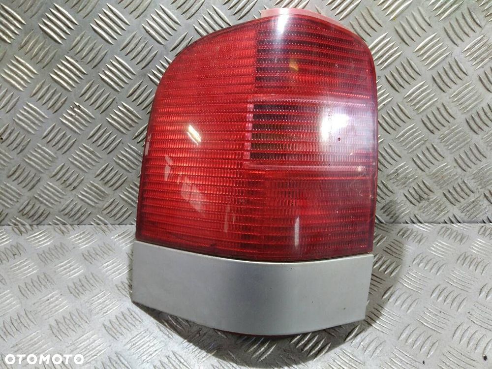 LAMPA LEWA TYLNA SEAT ALHAMBRA - 1
