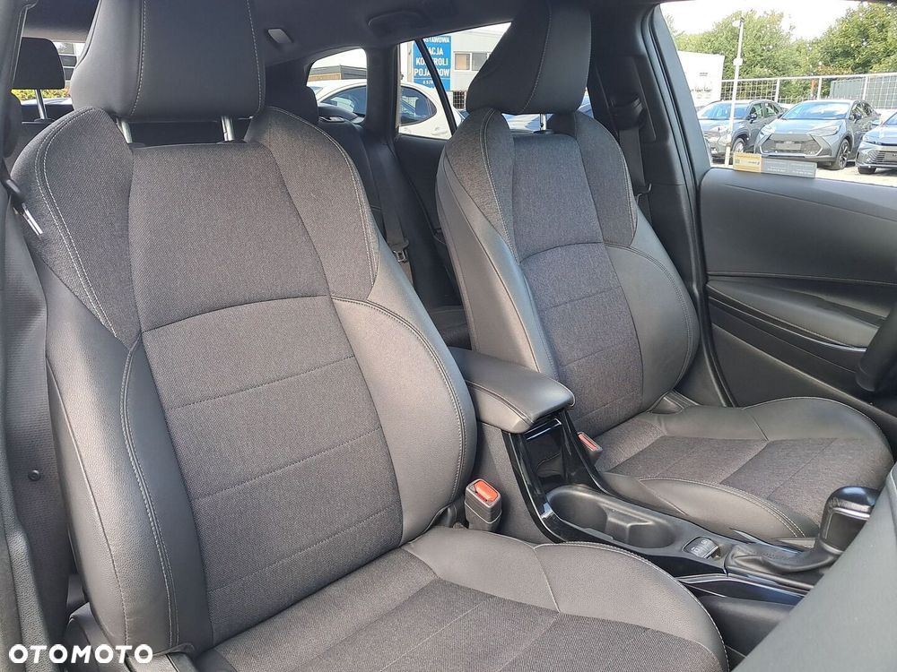 Toyota Corolla 1.8 Hybrid Style - 23