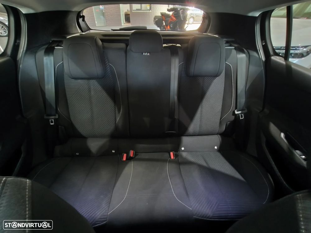 Peugeot 308 1.2 PureTech Allure - 6