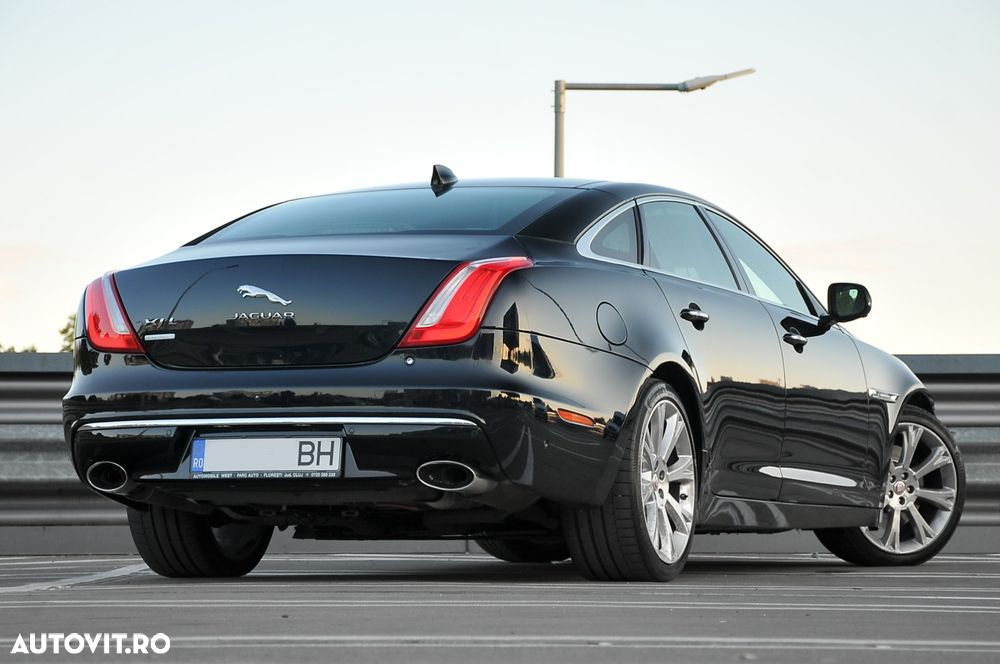 Jaguar XJ 3.0 V6 Langversion Autobiography - 10