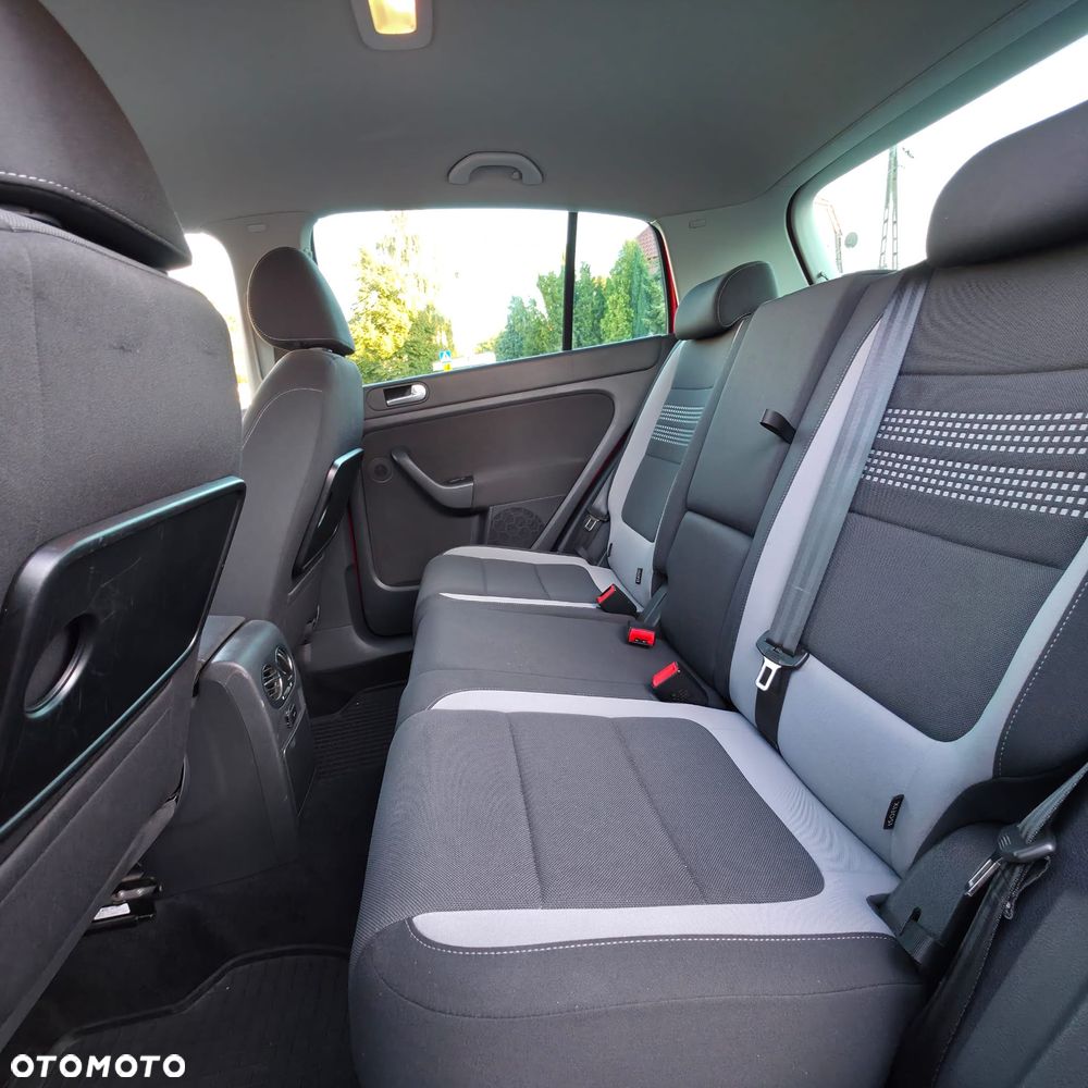 Volkswagen Golf Plus - 14