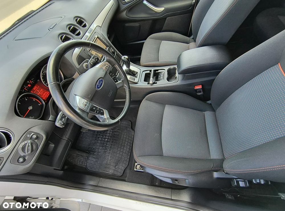 Ford Galaxy 2.0 TDCi Platinium X (Titanium) MPS6 - 13
