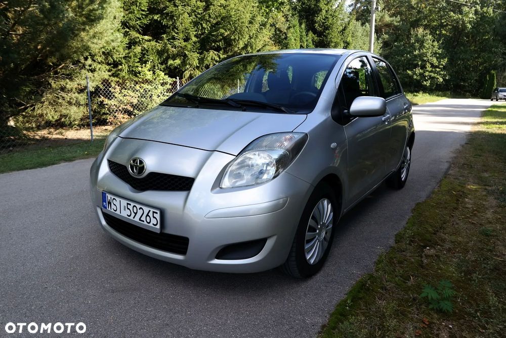 Toyota Yaris 1.33 Luna - 1
