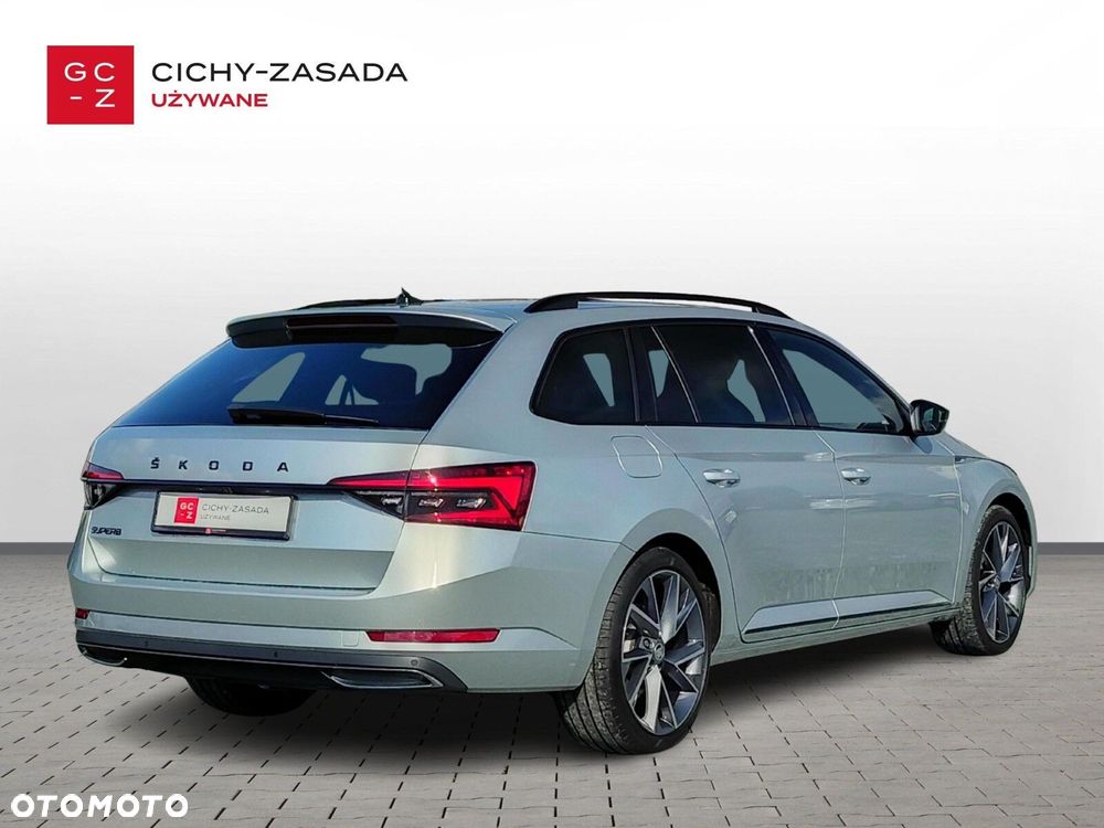 Skoda Superb 2.0 TDI SCR Sportline DSG - 5