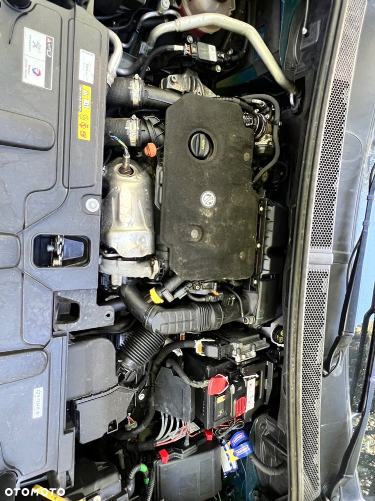 Peugeot 3008 BlueHDi 130 Stop & Start EAT8 Active Business-Paket - 13