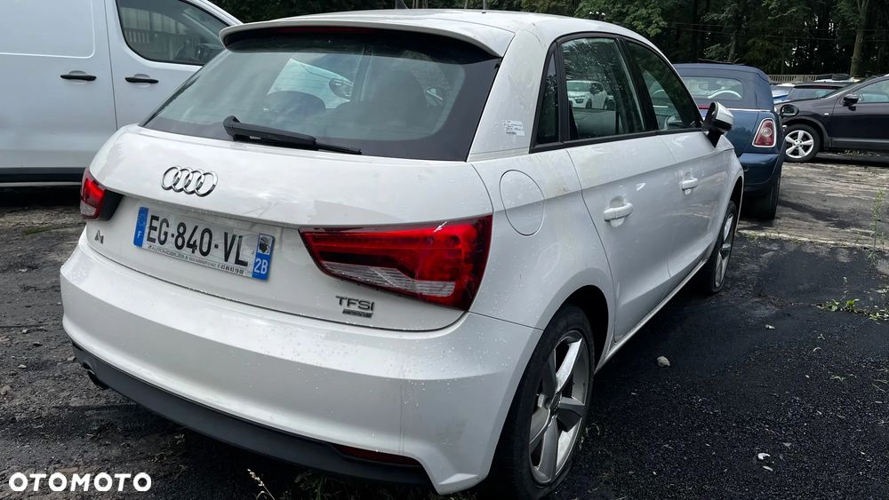 Audi A1 Sportback 1.0 TFSI ultra design - 9