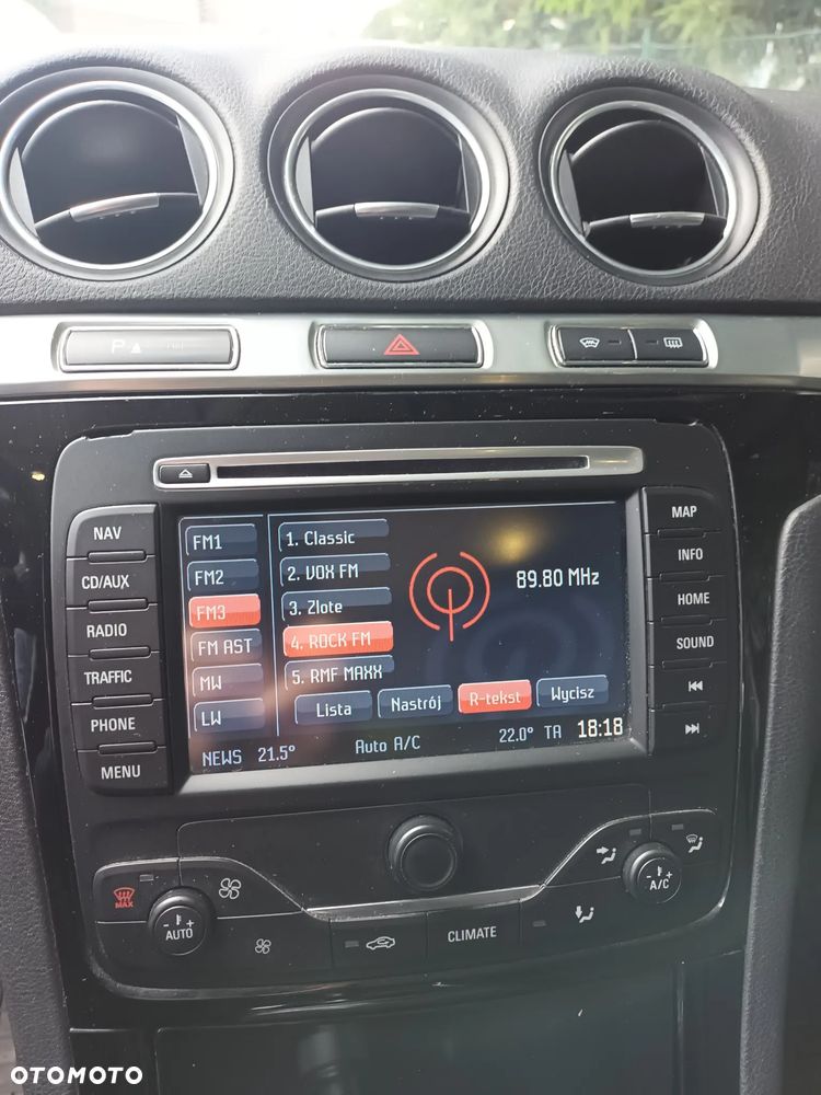 Ford S-Max - 13