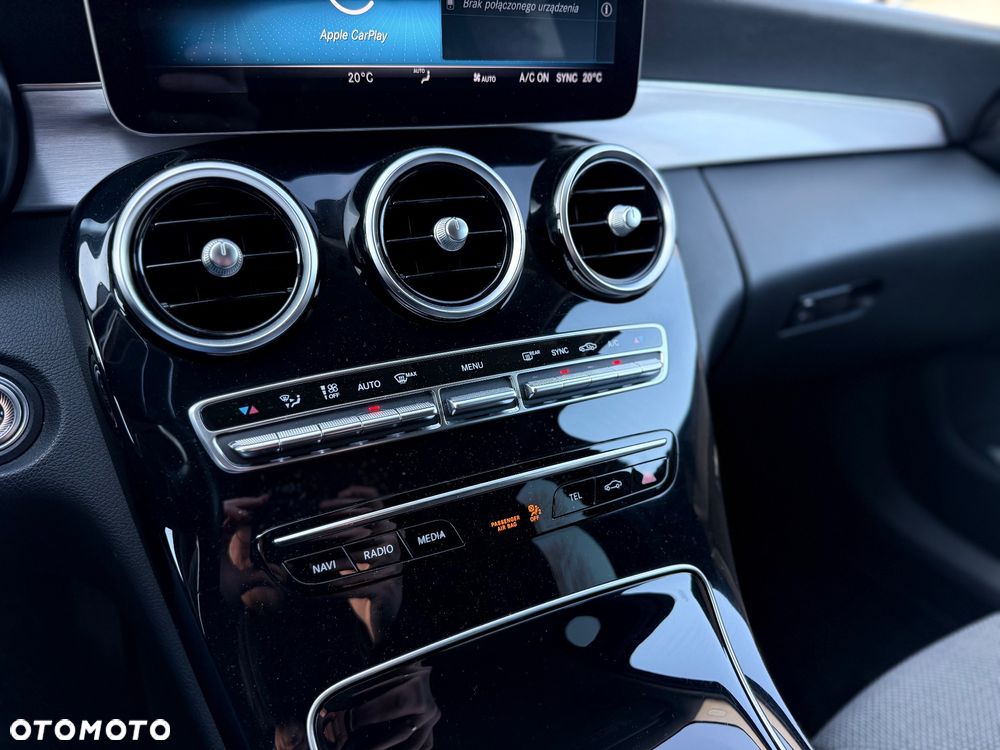 Mercedes-Benz Klasa C 200 d 9G-TRONIC Avantgarde - 16
