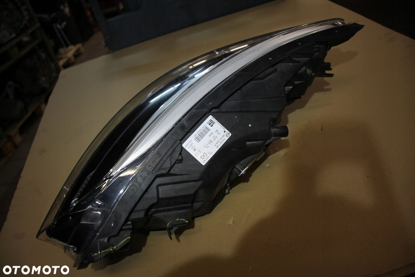 RENAULT CAPTUR PRAWA LAMPA PRAWY REFLEKTOR 260107244R - 7