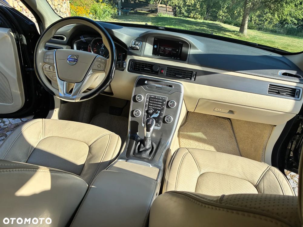 Volvo XC 70 D5 AWD Summum - 8
