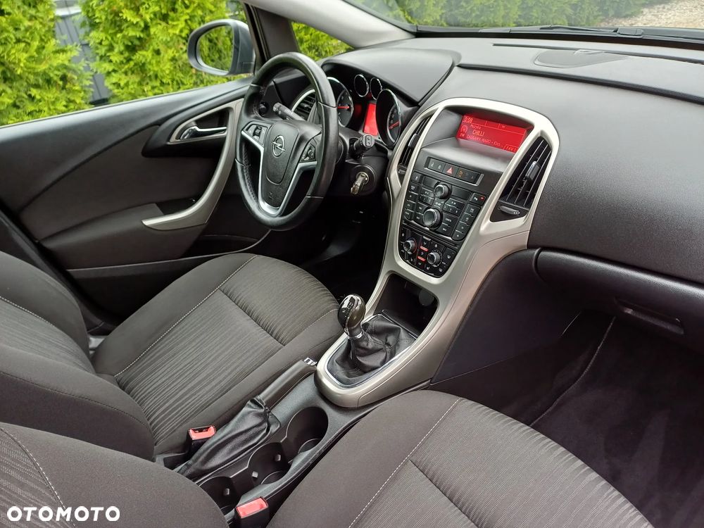 Opel Astra 1.4 T Enjoy - 17