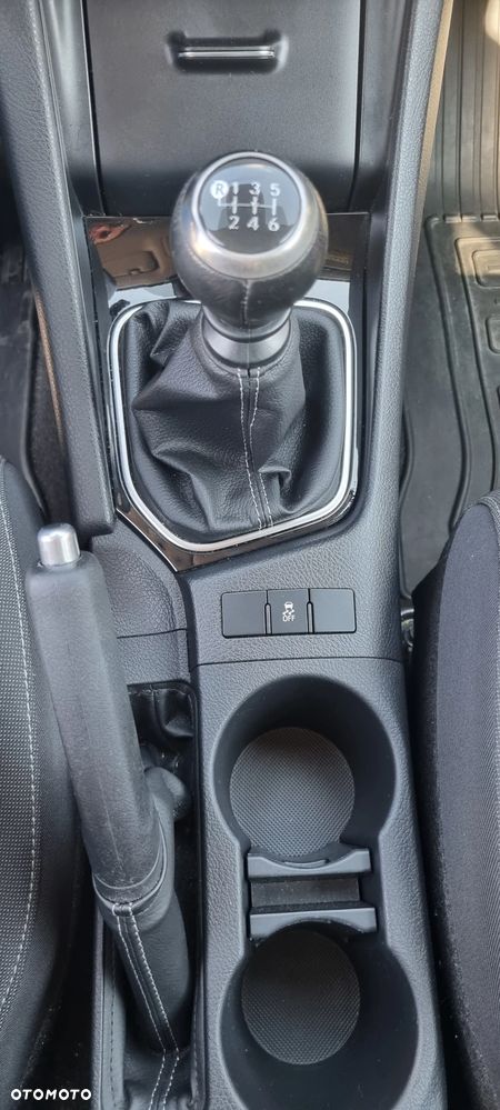 Toyota Auris 1.6 Premium - 11