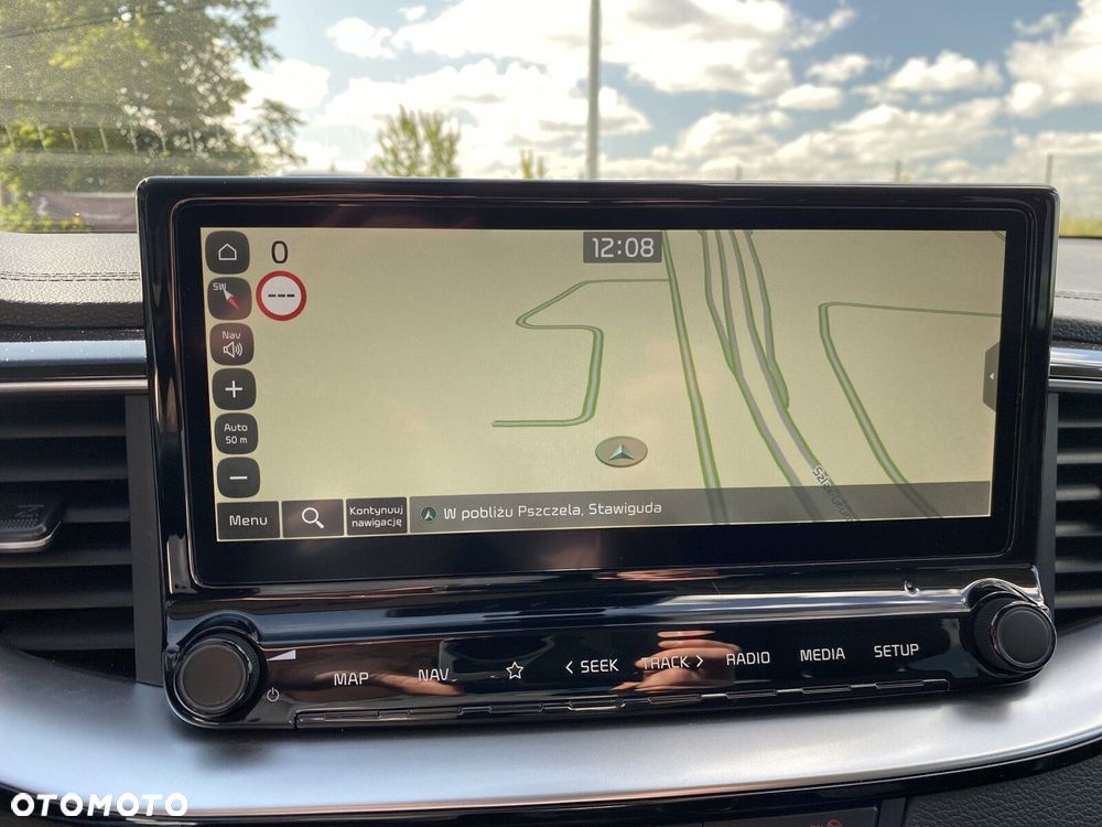 Kia XCeed - 24
