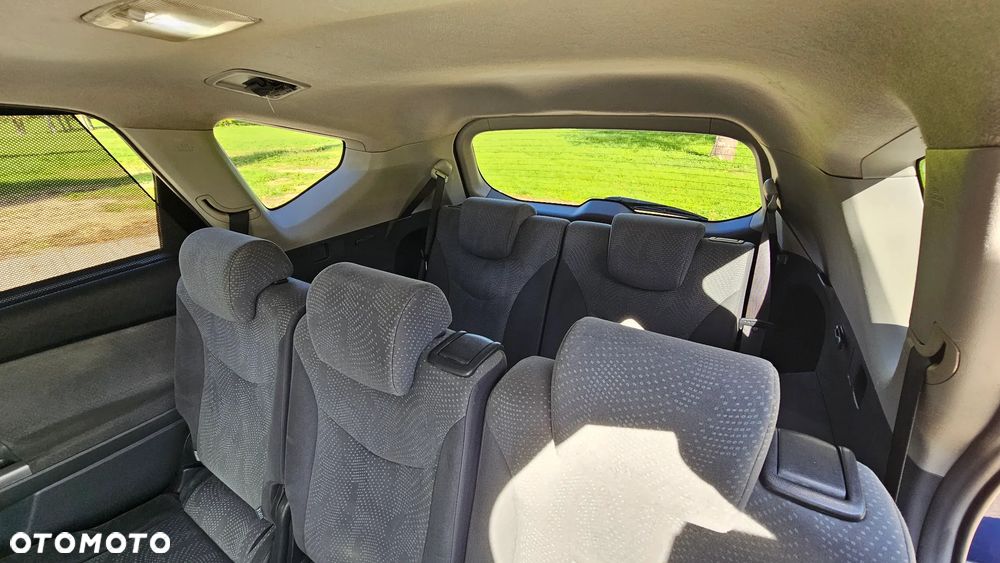 Toyota Prius+ - 22