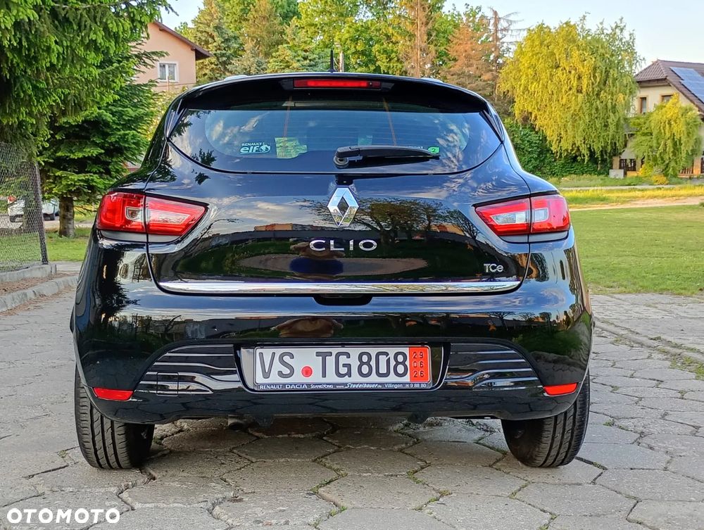Renault Clio - 22