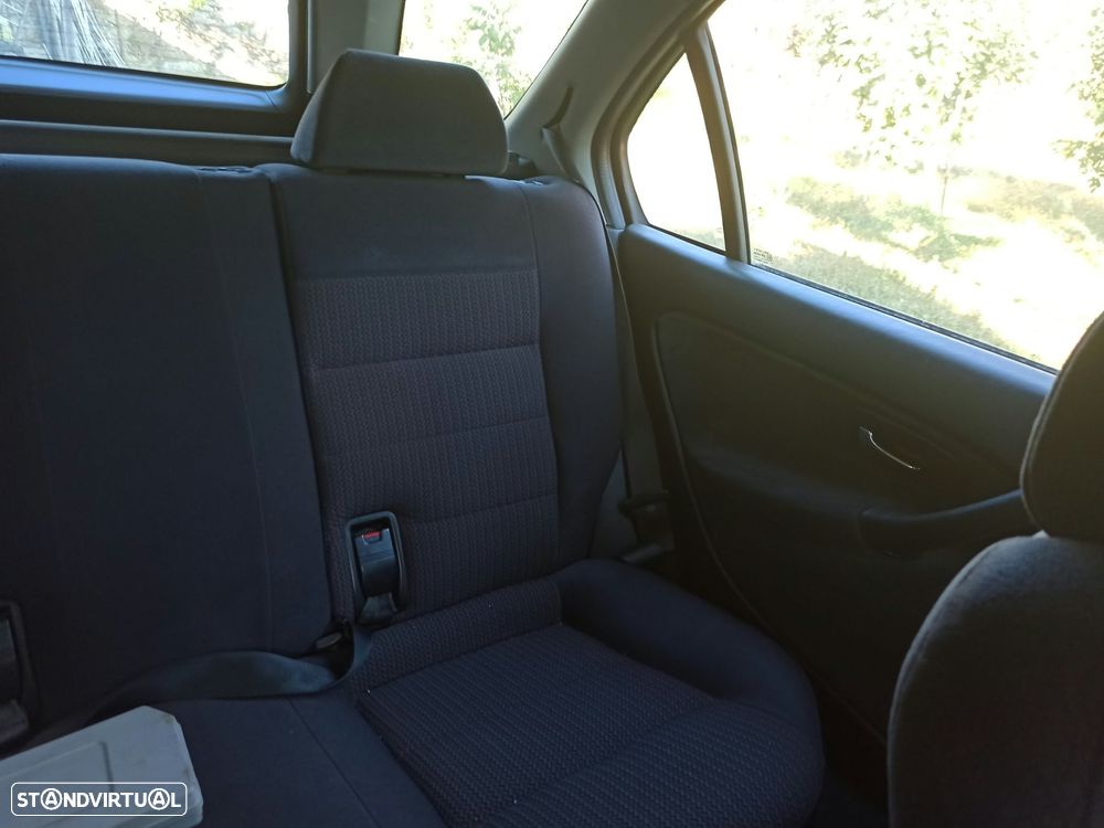 Honda Civic Aerodeck 1.4i S - 30