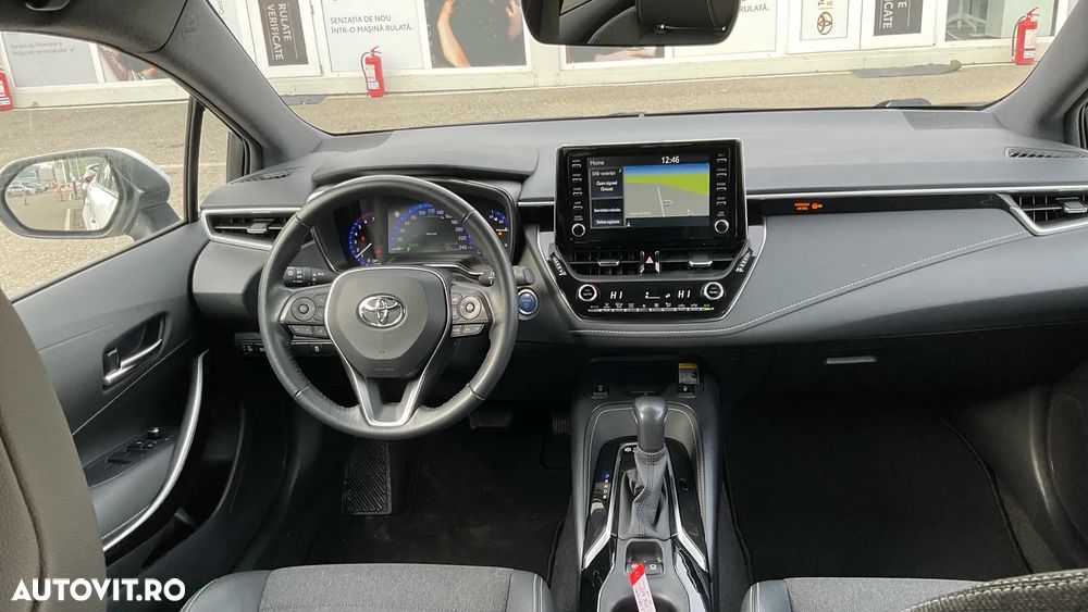 Toyota Corolla 1.8 Hybrid Touring Sports - 16