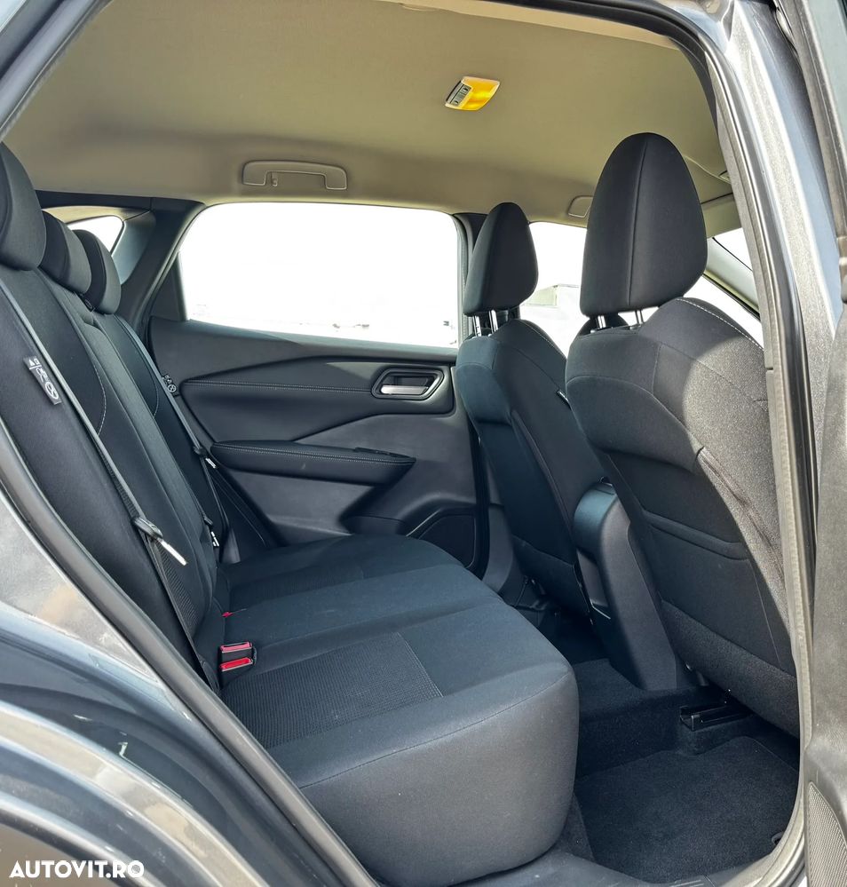Nissan Qashqai 1.3 l 156CP 6MT MHEV N-Connecta - 17
