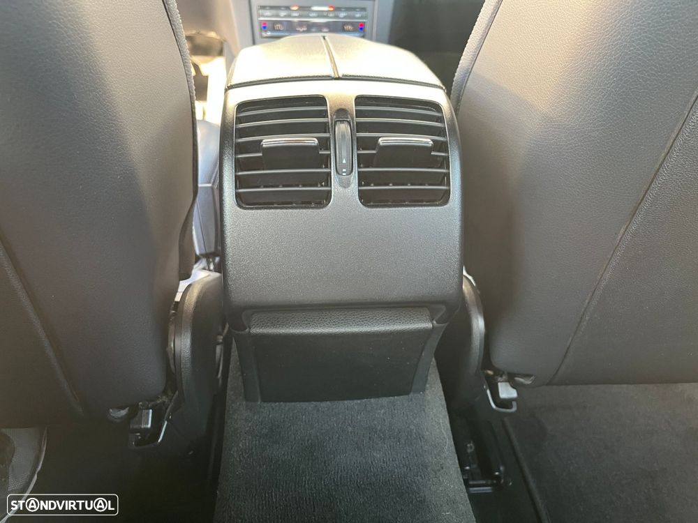 Mercedes-Benz E 250 CDi Avantgarde BE Auto - 29