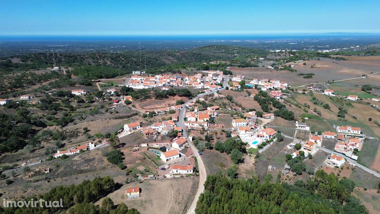 Terreno de 625 m2 com potencial para 2 moradias - Grande imagem: 3/12