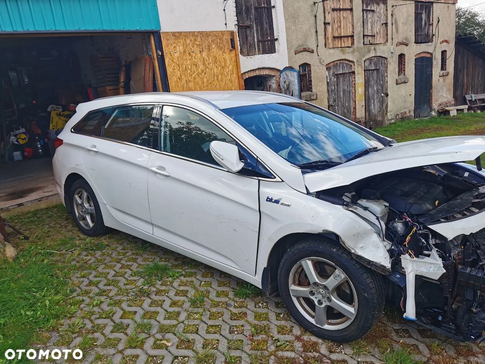 Hyundai i40 1.7 CRDi Comfort - 1