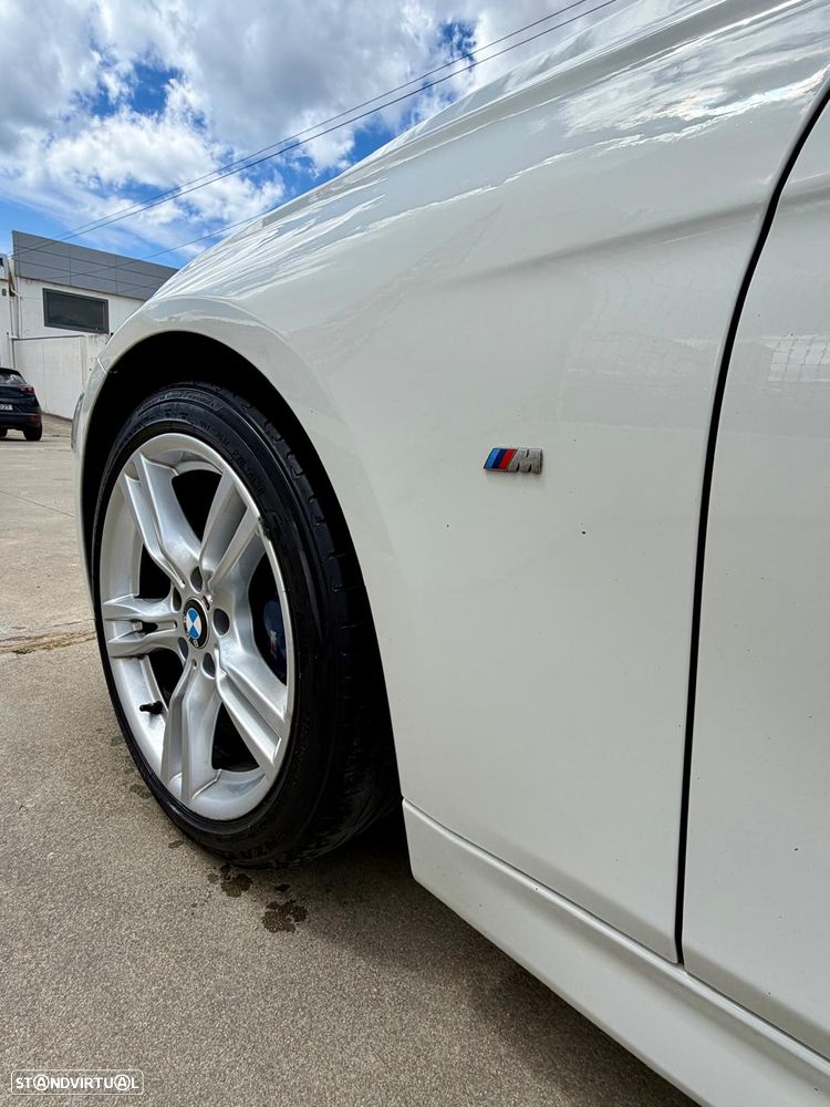 BMW 320 d Pack M - 26