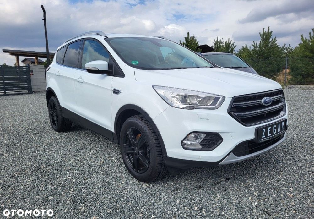 Ford Kuga - 17