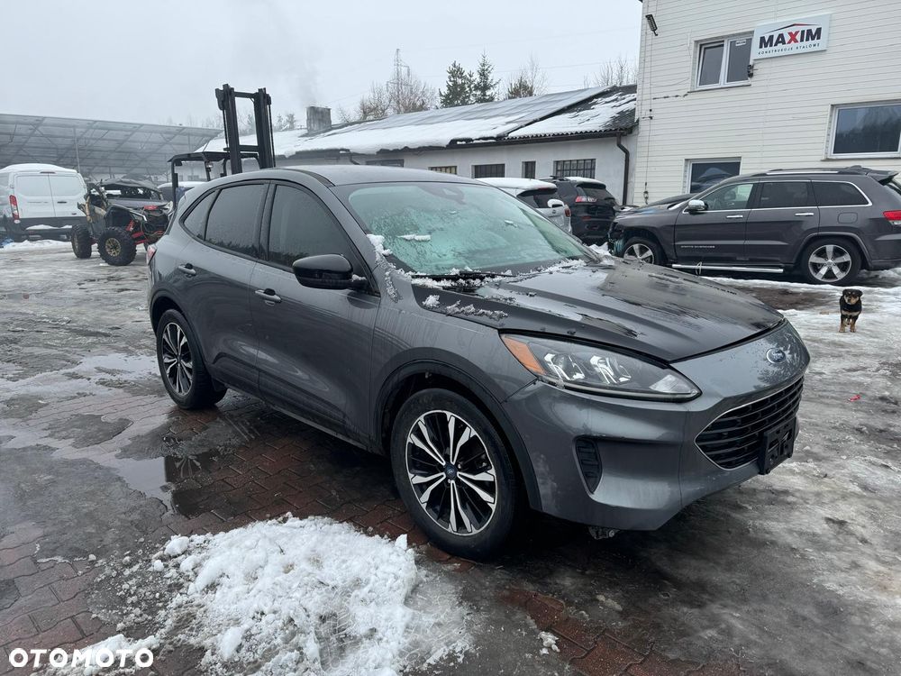 Ford Kuga 1.5 EcoBoost 4x4 SYNC - 4