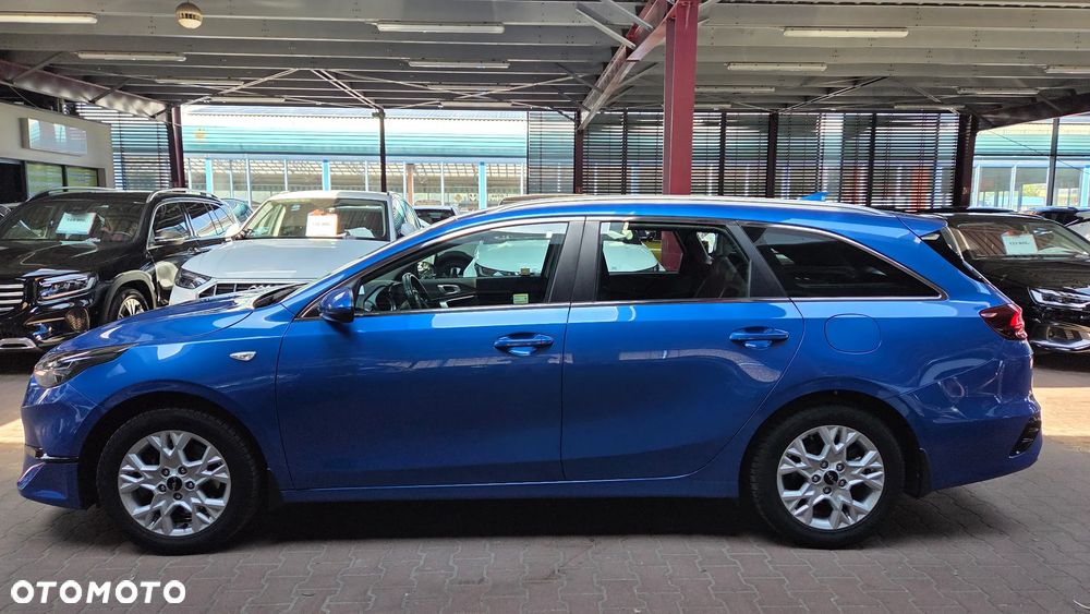 Kia Ceed 1.5 T-GDI M - 10