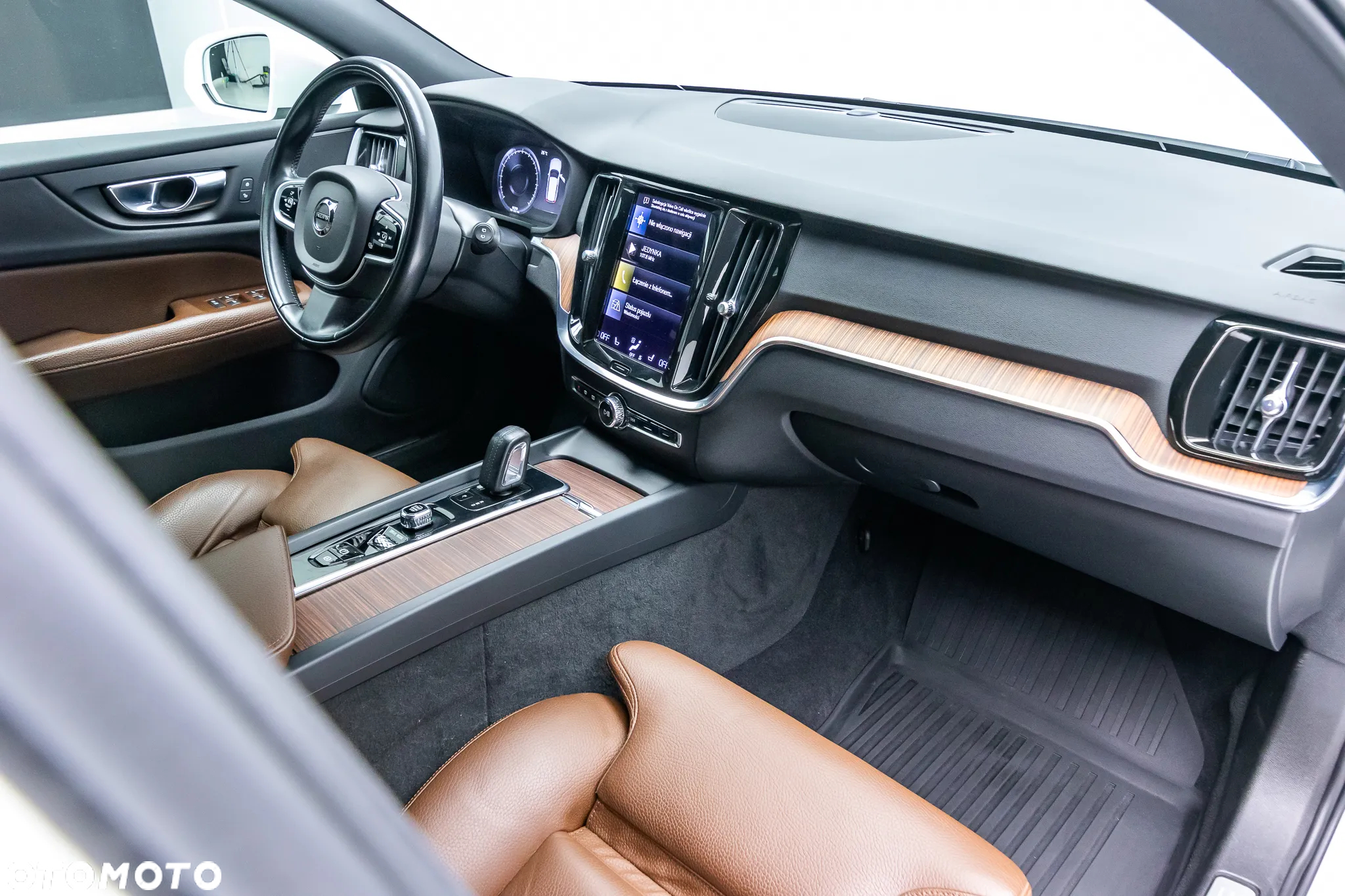 Volvo V60 Cross Country - 7