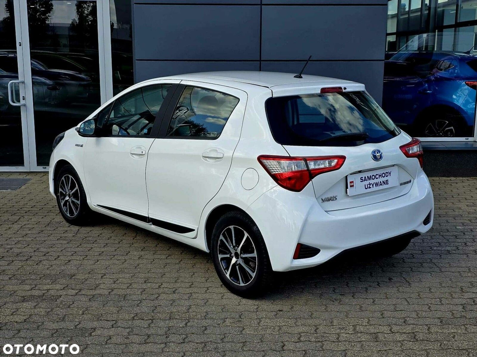 Toyota Yaris - 8