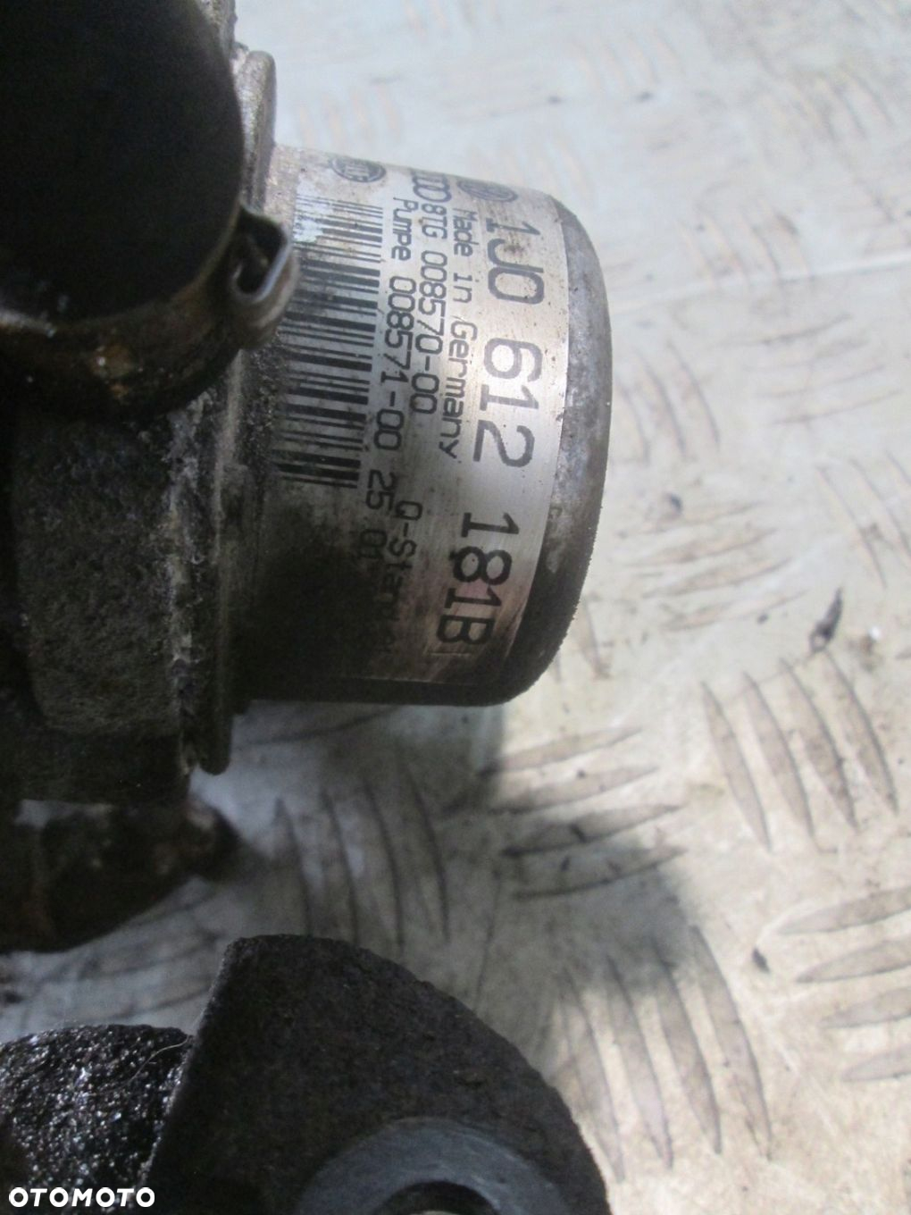 Zawor pompa podcisnienia VW AUDI Seat Skoda 1J0612181B - 4