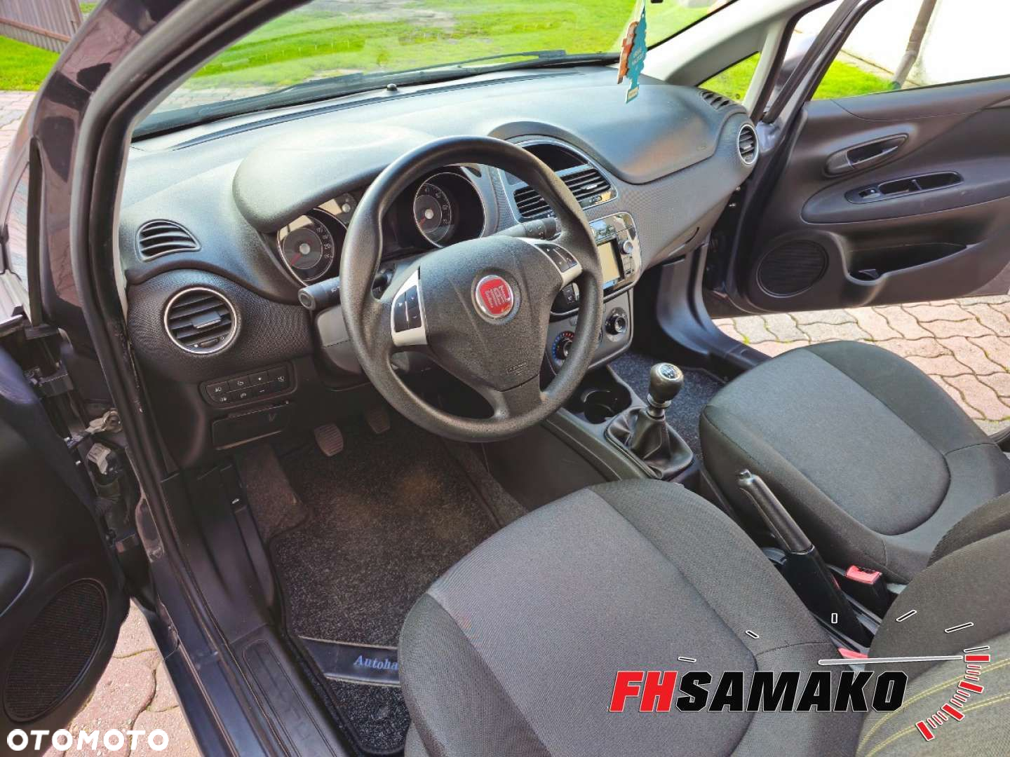 Fiat Punto 1.2 Young - 32