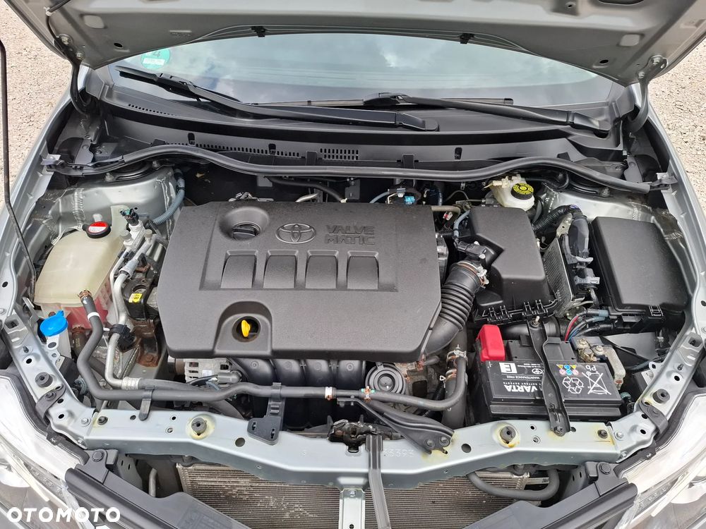 Toyota Auris 1.6 Edition - 15