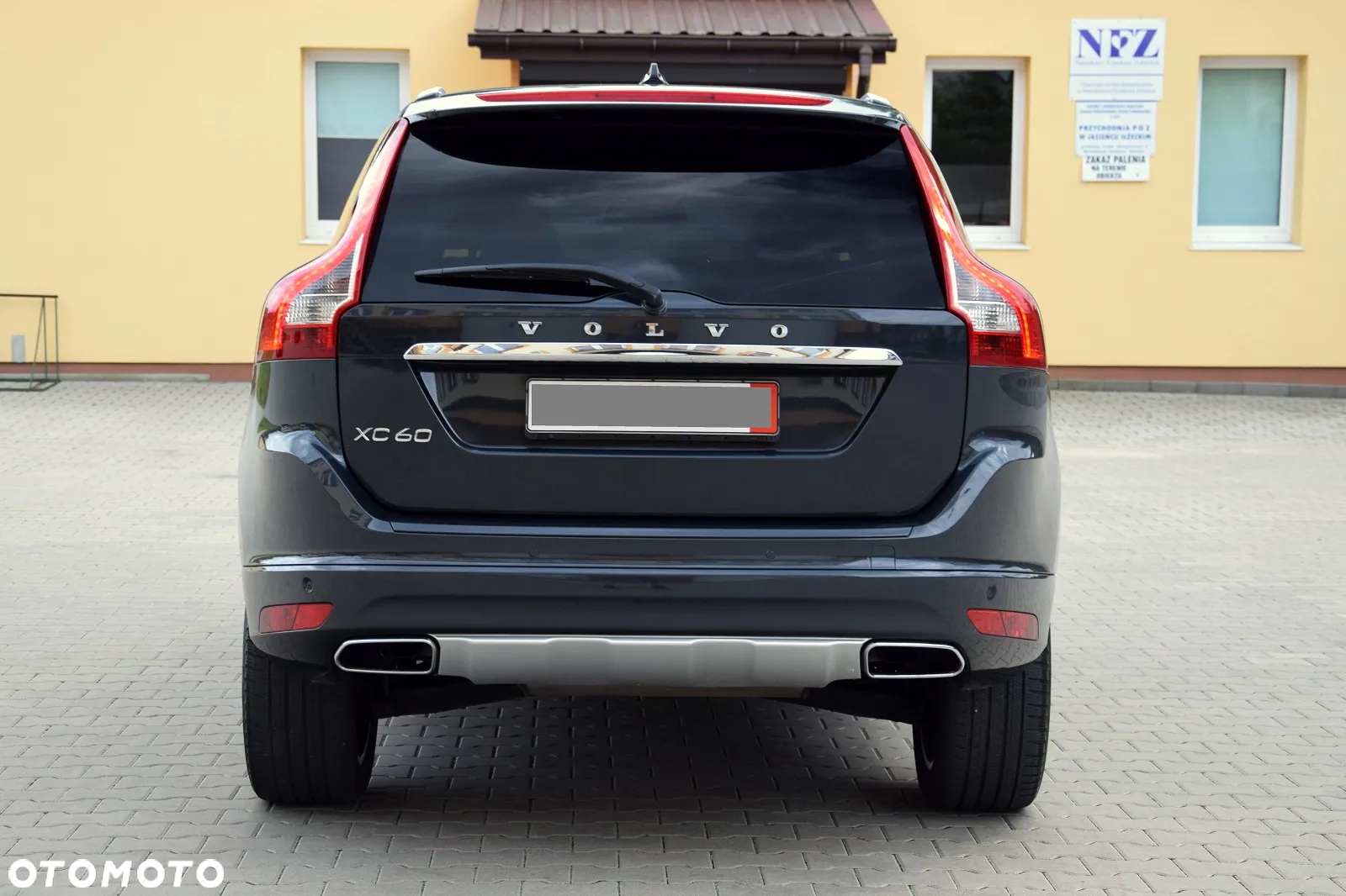 Volvo XC 60 D4 AWD Momentum - 6